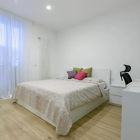 Queen Nicolle Апартаменты Болонья